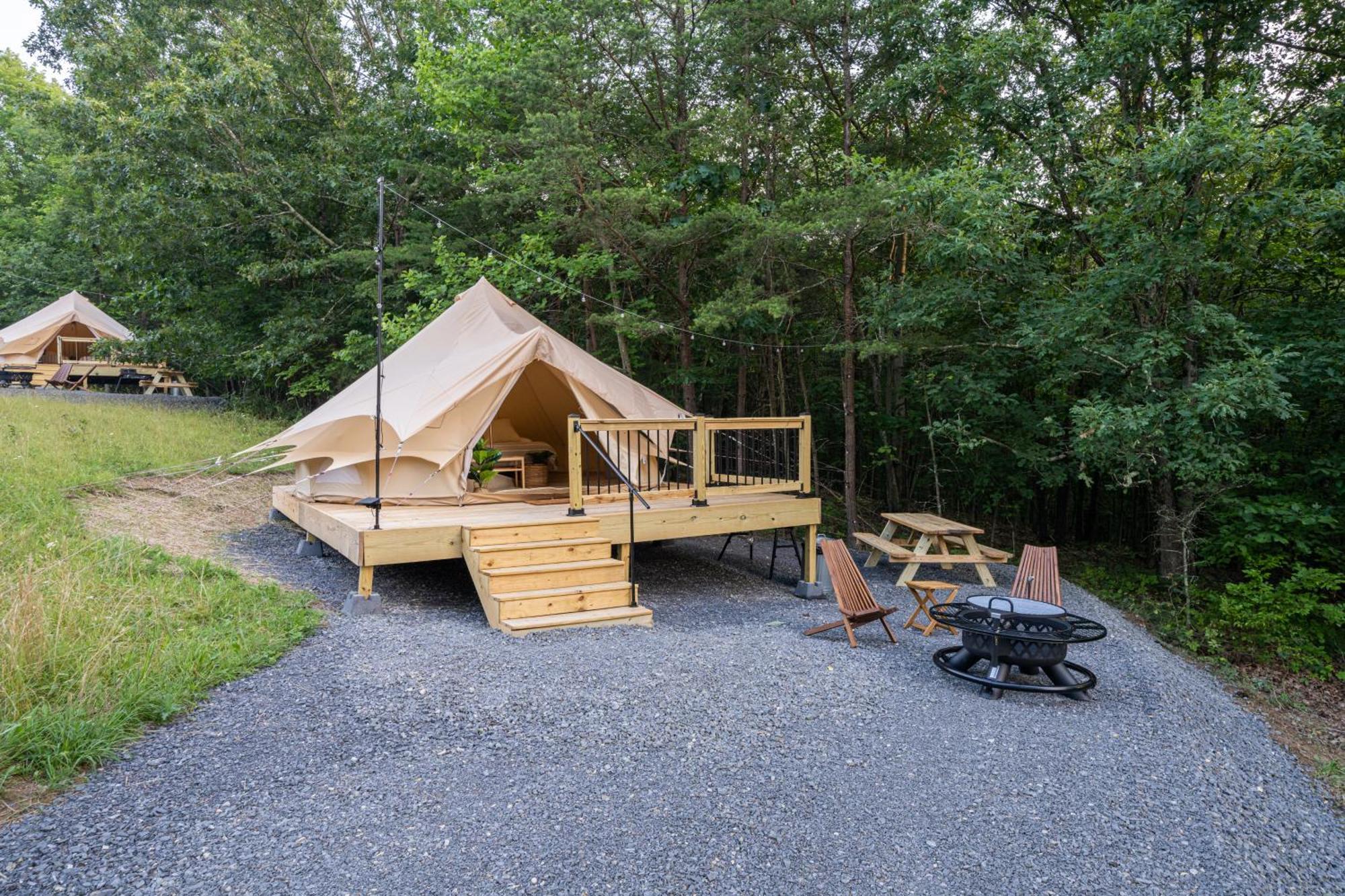 Hotel Firefly Ridge Luxury Retreat Great Cacapon Exterior foto