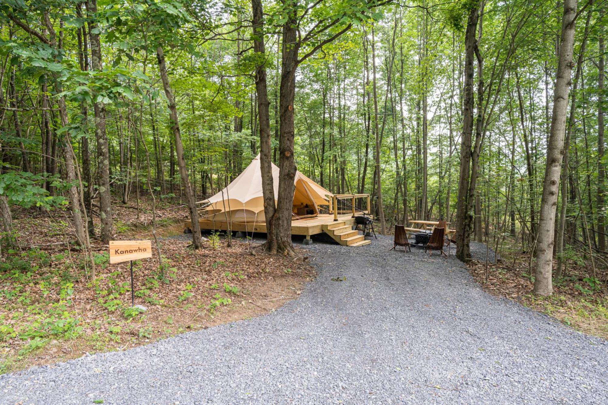 Hotel Firefly Ridge Luxury Retreat Great Cacapon Exterior foto